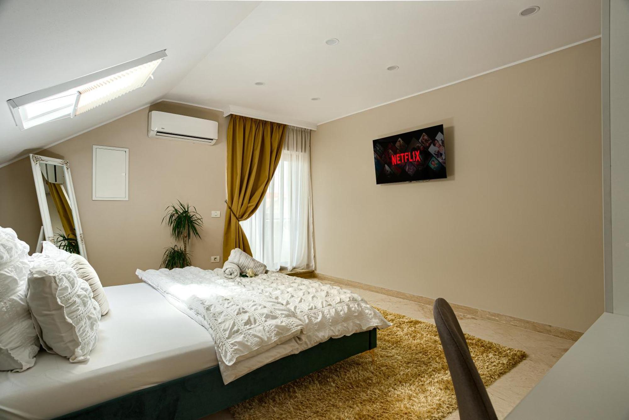 Sika Palladium Garden & Spa Central Apartment Arad Kültér fotó