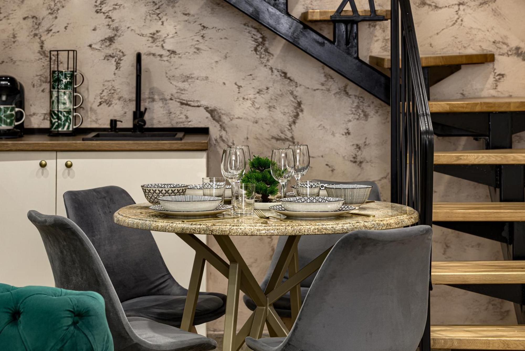 Sika Palladium Garden & Spa Central Apartment Arad Kültér fotó