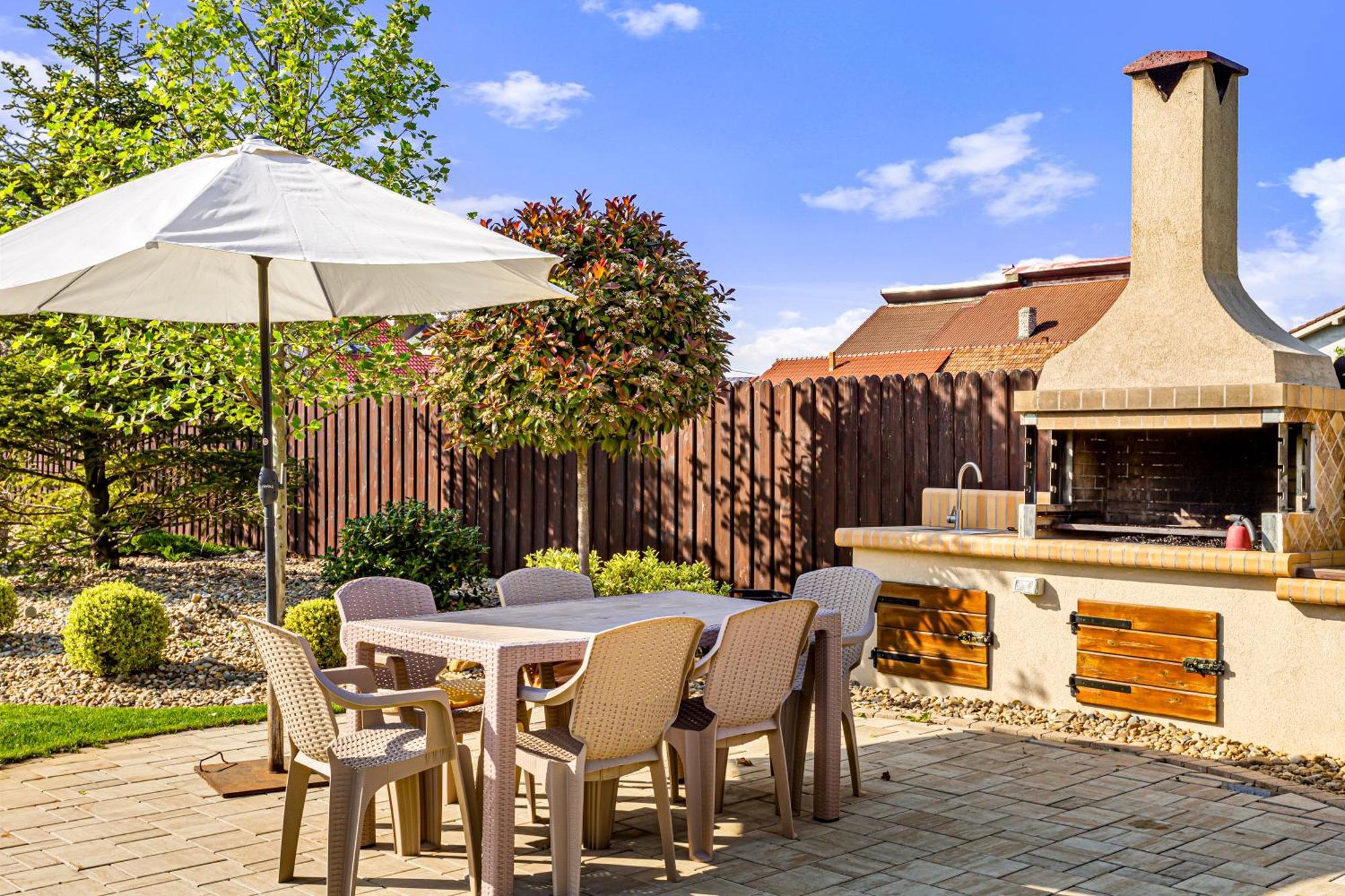 Sika Palladium Garden & Spa Central Apartment Arad Kültér fotó