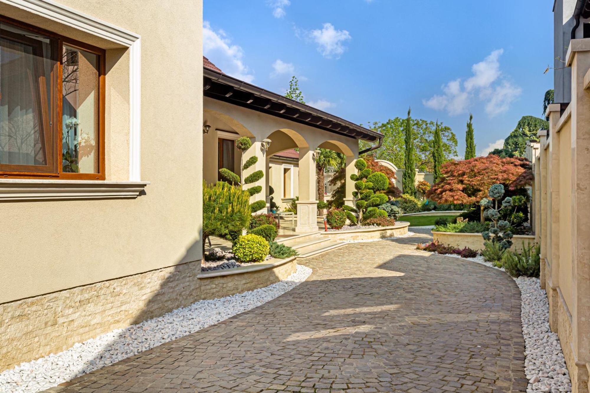 Sika Palladium Garden & Spa Central Apartment Arad Kültér fotó